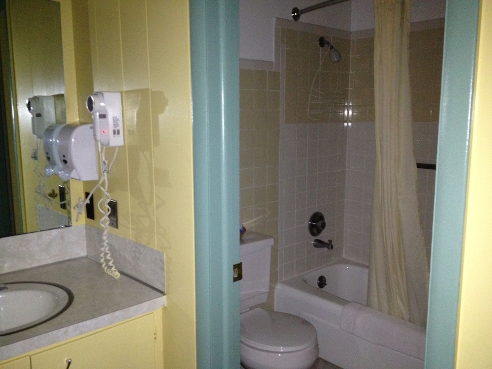 Parkview Motel - photo 20