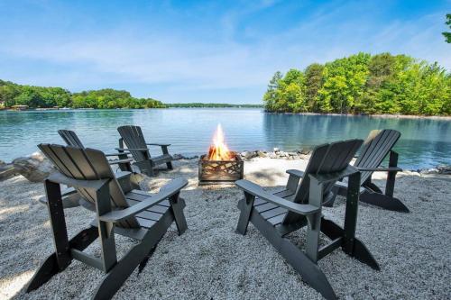 Lake Norman Hideaway - photo 4