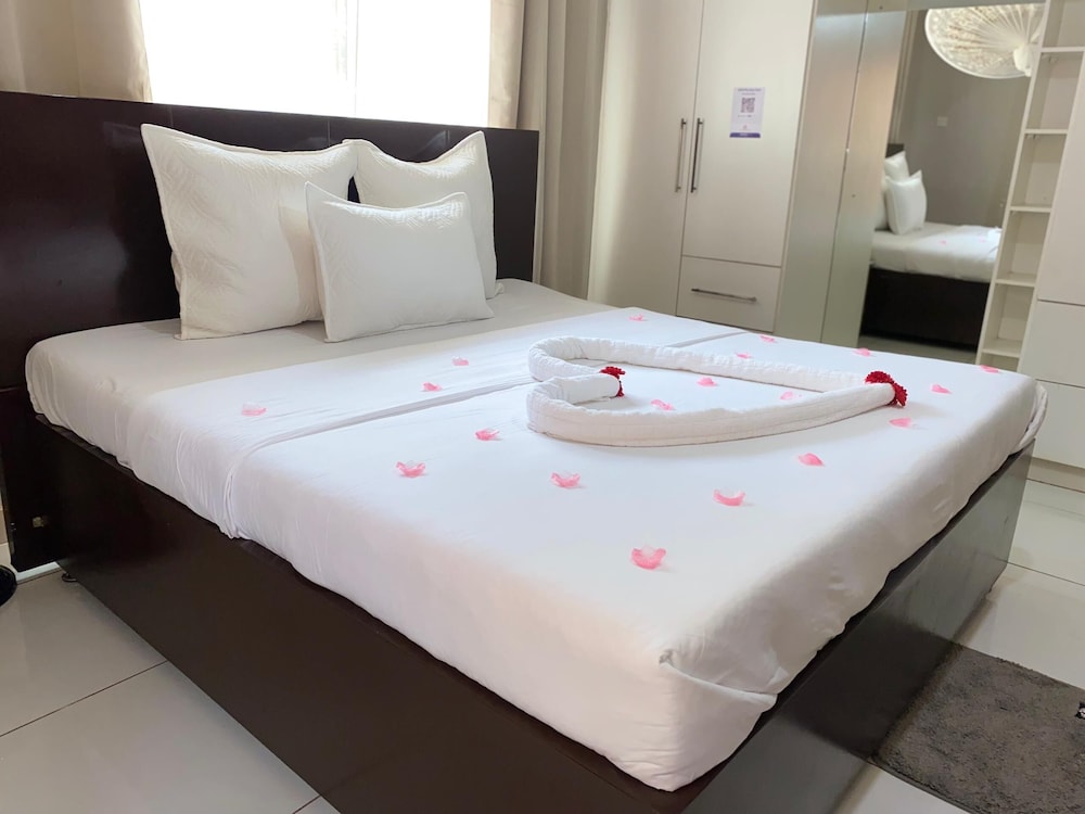 Stadium View Executive Guest House — 4-Star Luxury Hotel in Lilongwe, Malawi