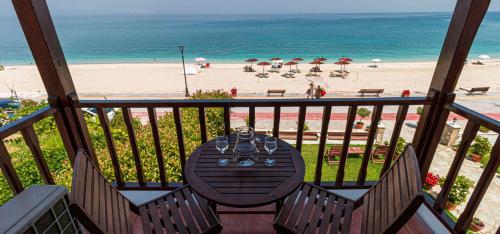 Pelagos Hotel — Unknown City — photo 5