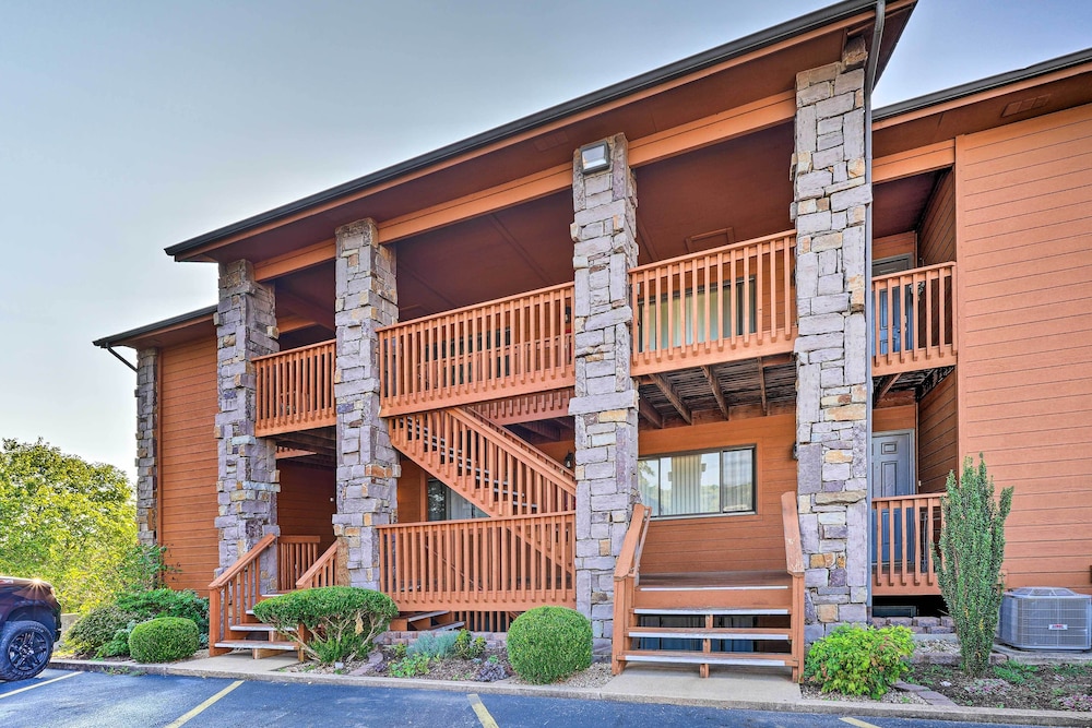 Golfers' Paradise Branson Condo w Resort Perks - photo 11