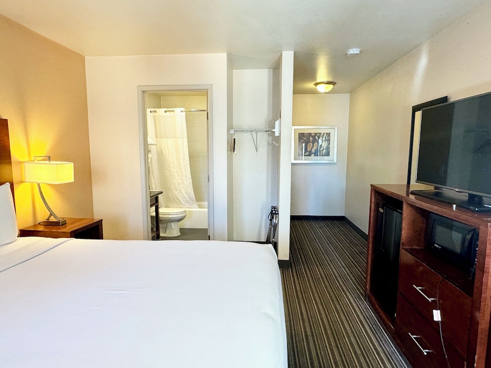 Motel 6 Martinez CA - photo 22