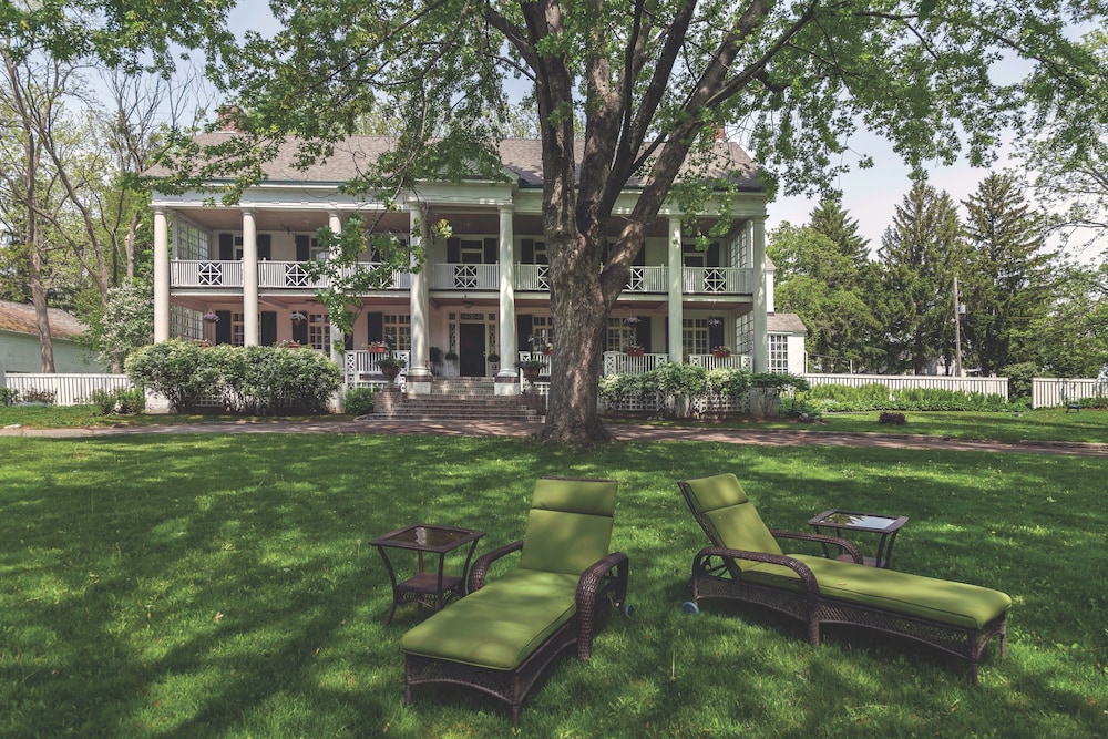 Montrose Inn in Belleville, Canada