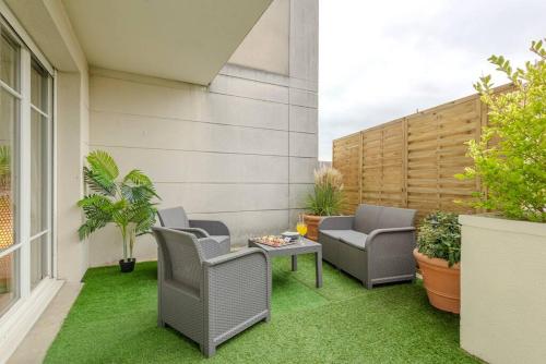 Agape by Kleidos Disney a 10min T2 4p Parking Gratuit Et Terrasse — hotel in Magny-Le-Hongre