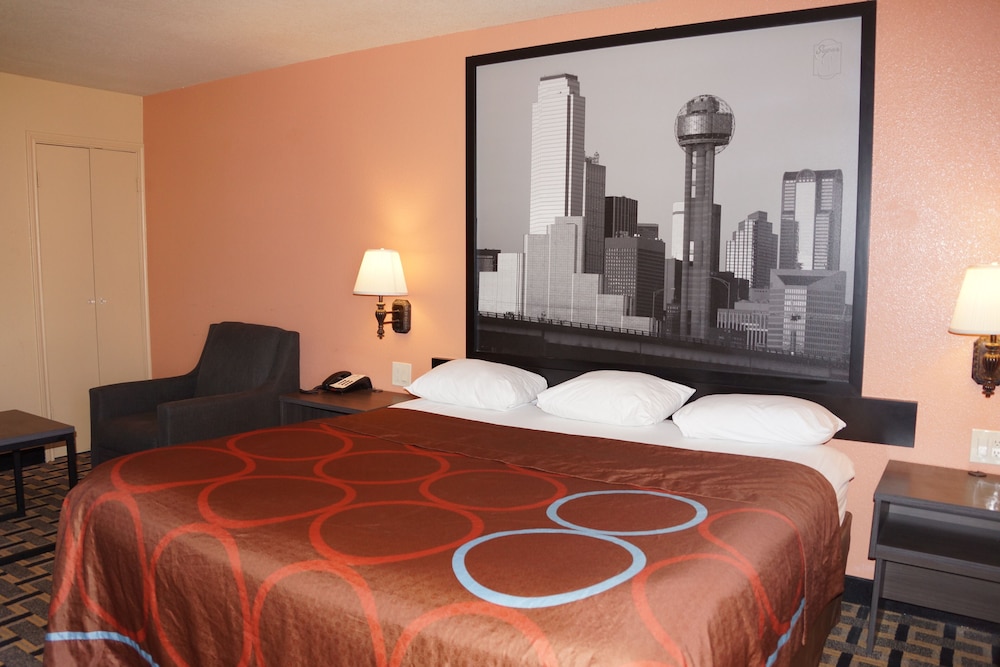 Super 8 by Wyndham Farmers Branch North Dallas - photo 2