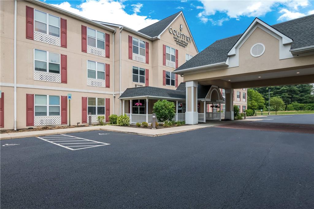 Country Inn & Suites by Radisson Harrisburg Northeast Hershey - photo 2