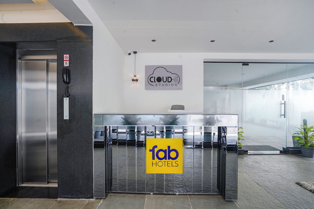 Fabhotel Prime Cloud 5 Studios - last minute hotel in Hyderabad