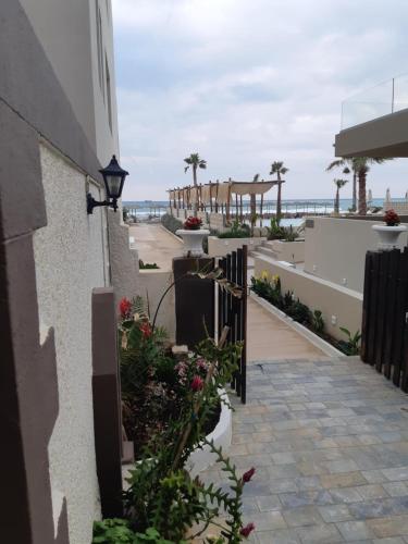 Chrispa's House Beachfront Bliss & Stunning Views — 4-Star Luxury Hotel in Rethymno, Greece