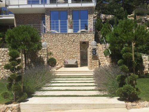 Shimmer & Shine — Baska — photo 2