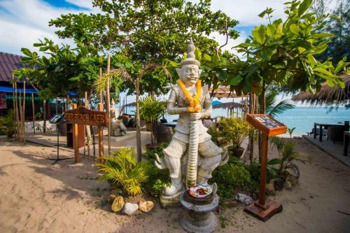 The Beach Cafe — Unknown City — photo 4