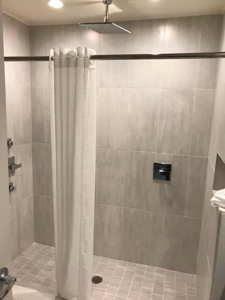 Crystal Inn Sugar Land - photo 22