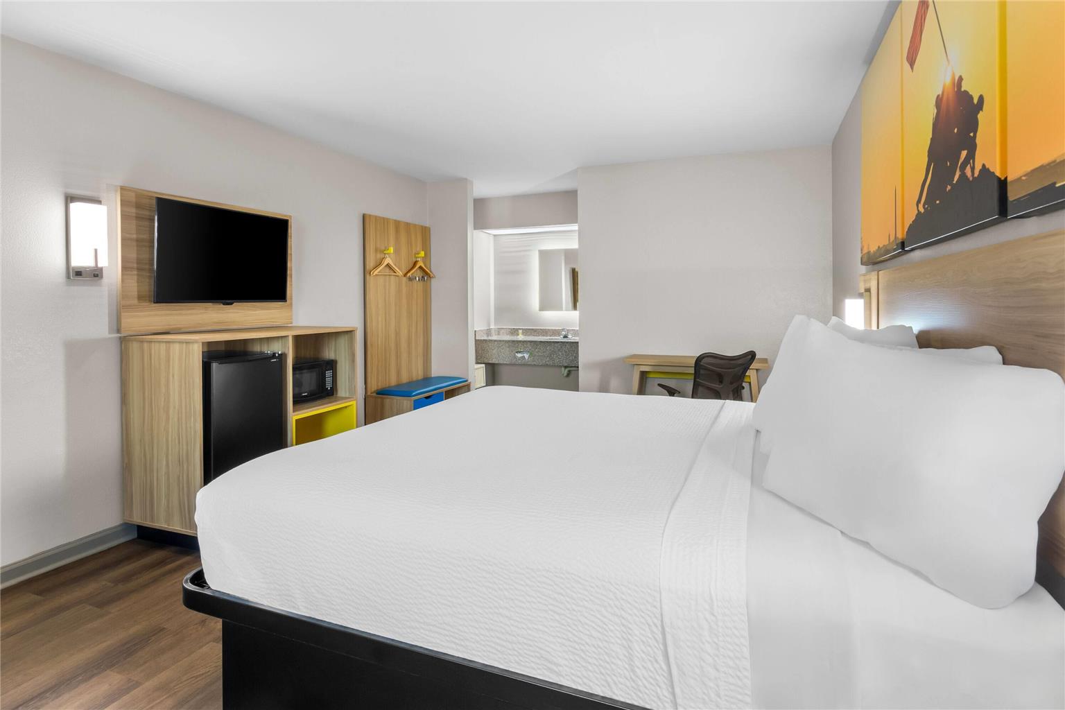 Days Inn by Wyndham Enterprise - photo 25