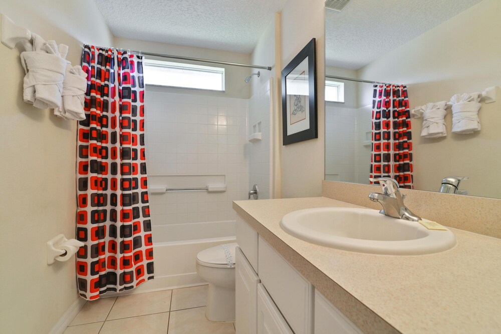 Shooting Star Family friendly 4 bed pool home on Emerald Island Resort close to Disney World - photo 18