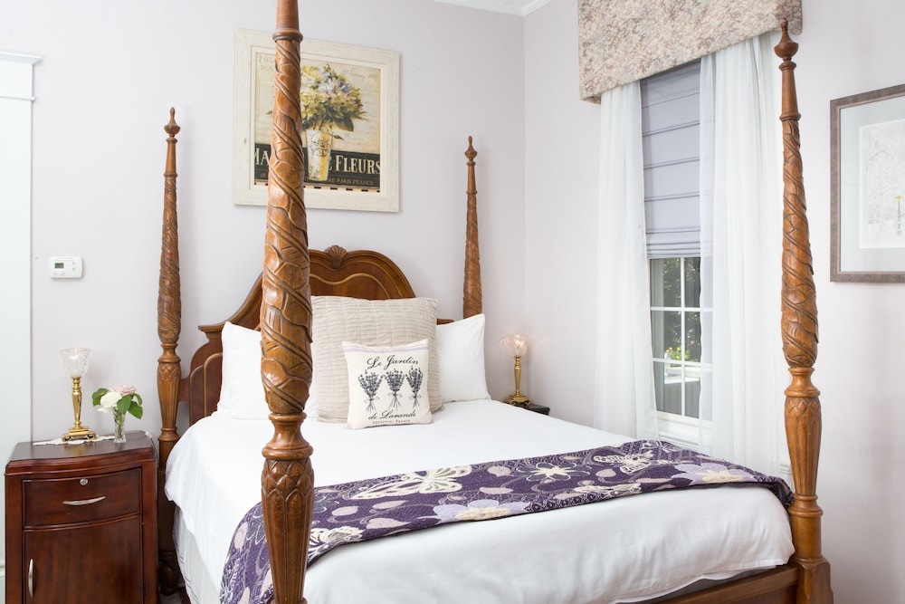Burke Manor Inn & Pavilion - photo 9