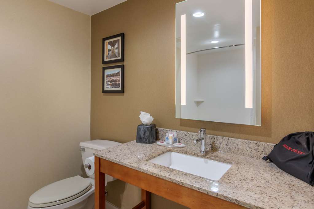 Comfort Suites South Park - photo 22