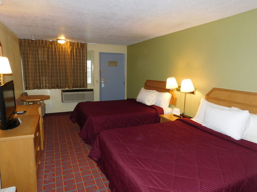 Days Inn Williamsburg - photo 14