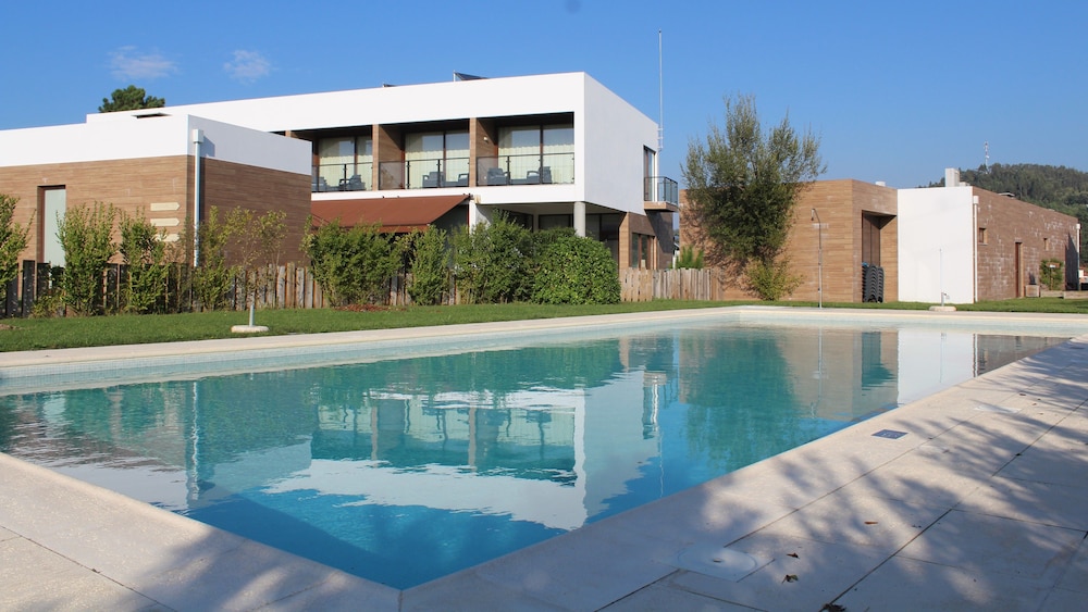 Villas da Fonte Leisure and Nature — 4-Star Luxury Hotel in Leiria, Portugal