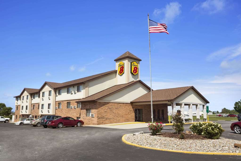 Super 8 by Wyndham Mt. Vernon IL - photo 2