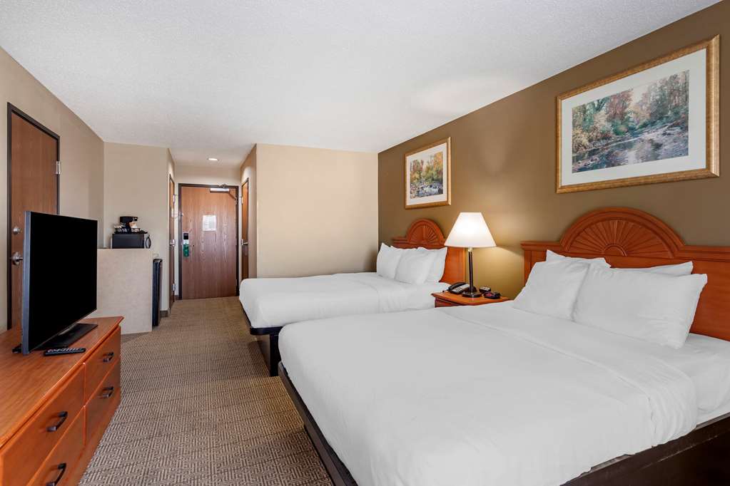 Quality Inn & Suites Rockport Owensboro North - photo 11