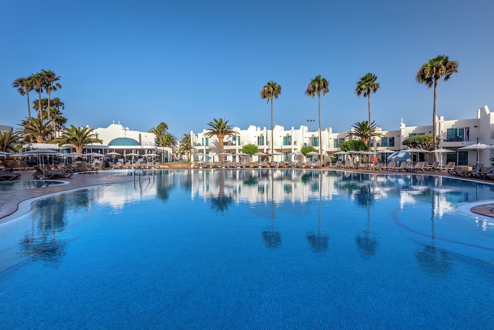 Brisamar - last minute hotel in Corralejo