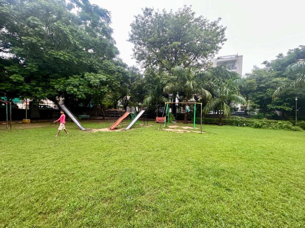 Golf Course Hotel Gurgaon