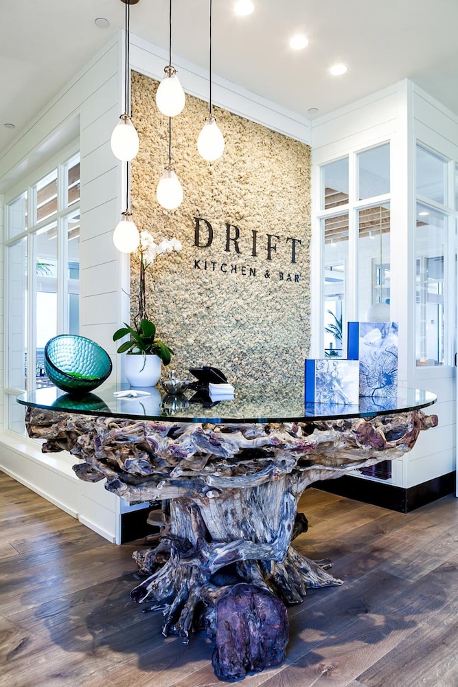 Hutchinson Shores Resort & Spa - photo 3