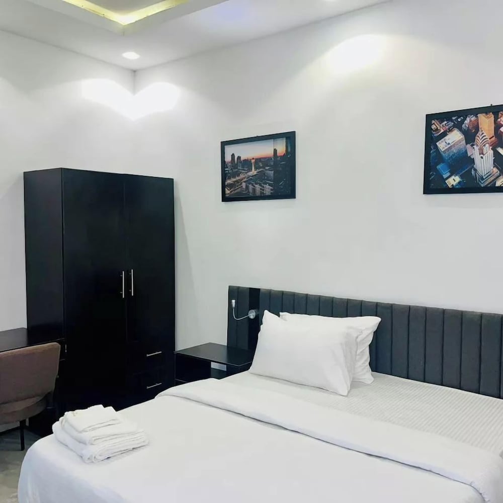 The Haven Apartment By NHS — 4-Star Luxury Hotel in Ibadan, Nigeria