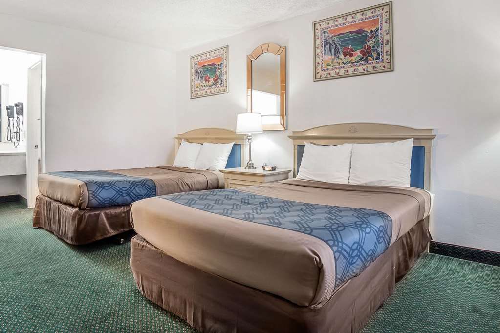 Econo Lodge Lewiston - photo 8