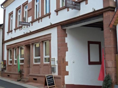 Zum Belzenikel — hotel in Dernbach