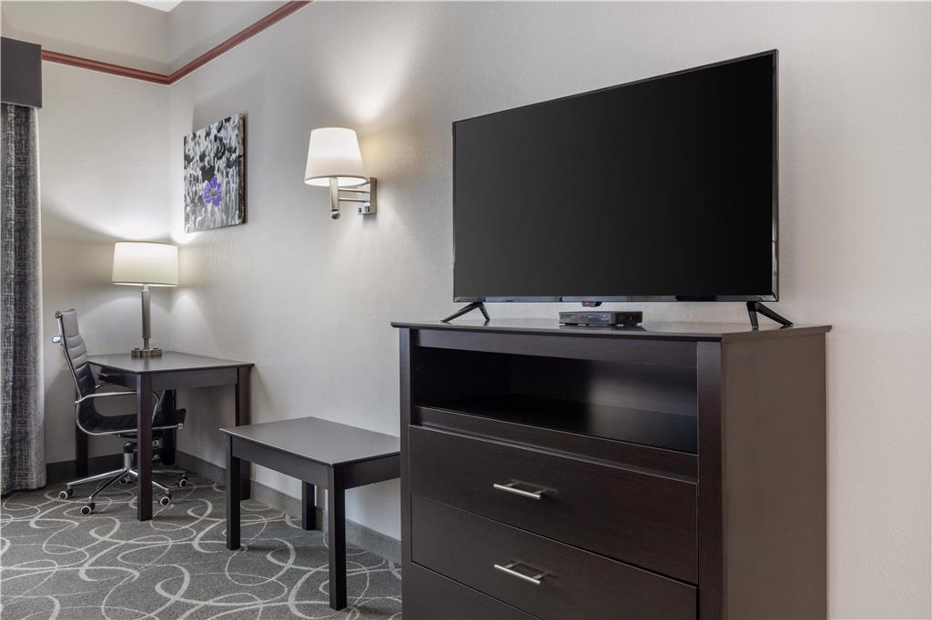 Best Western Limestone Inn & Suites - photo 12