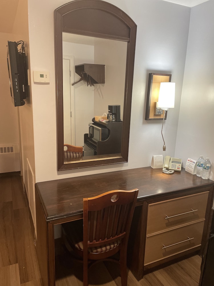 Scottish Inns North Tonawanda - photo 17