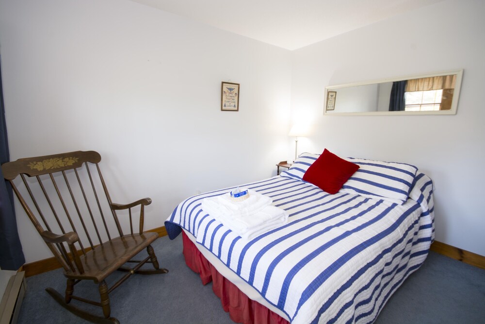Brook Road Inn - photo 14