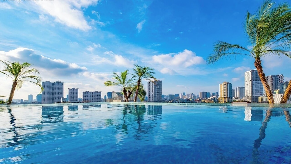 Hillary Hanoi Hotel — 4-Star Luxury Hotel in Hanoi, Vietnam