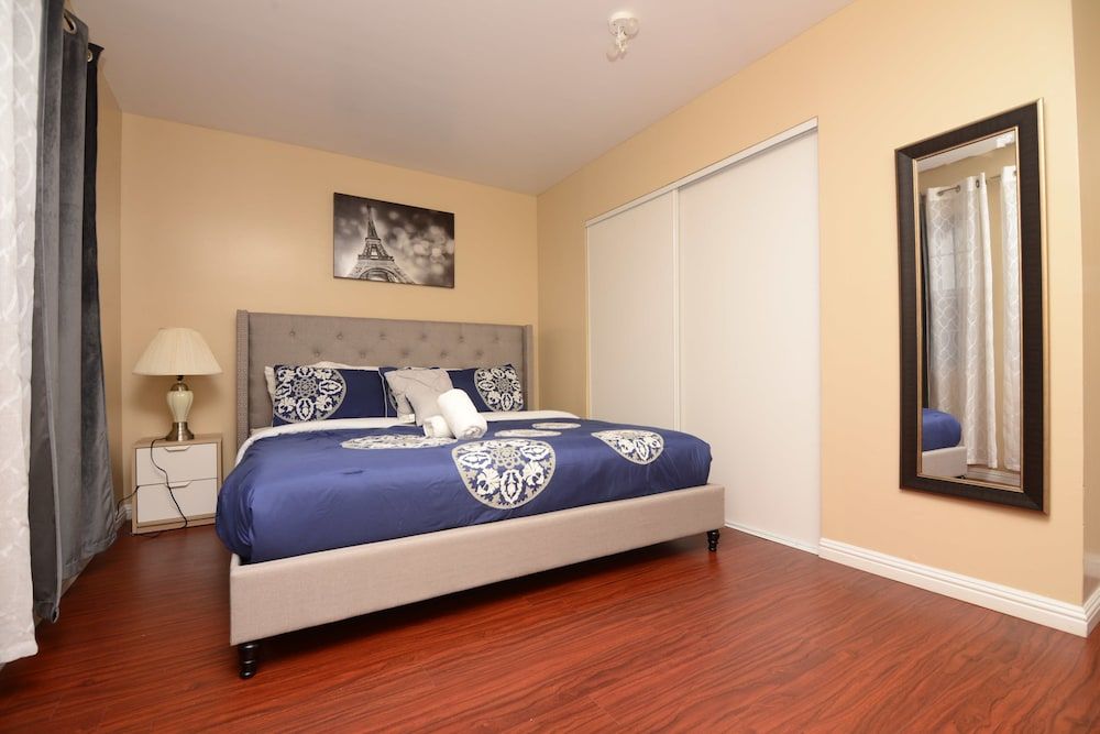 Cozy Hollywood - photo 23
