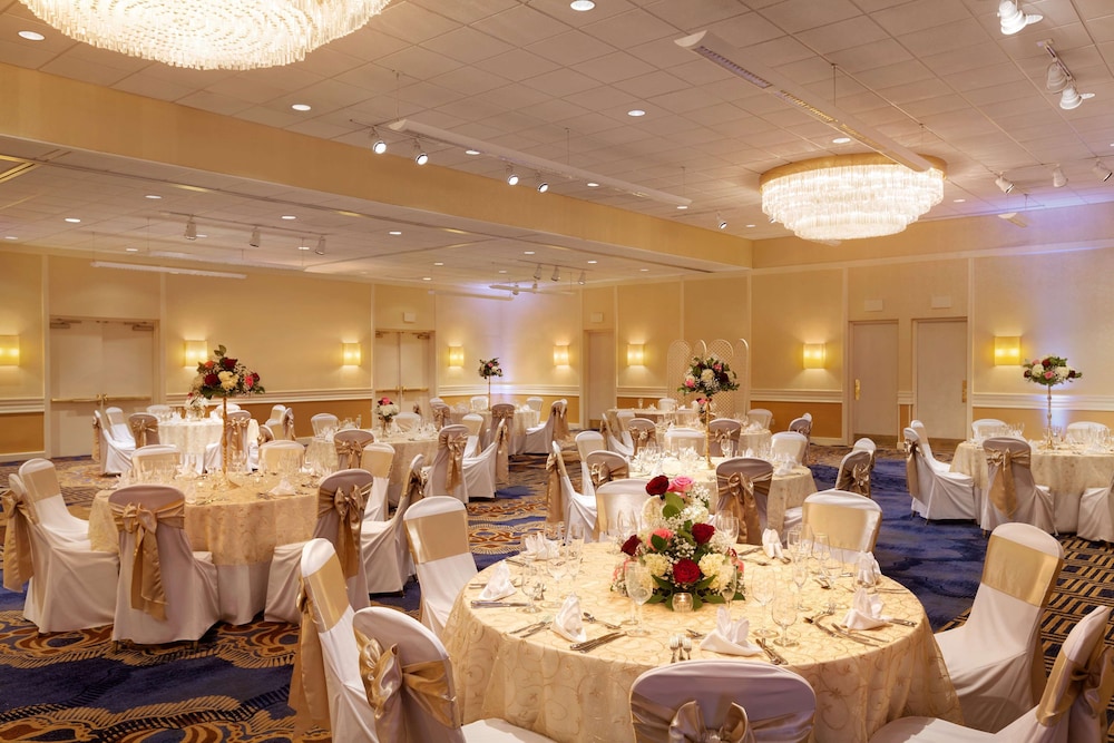 DoubleTree by Hilton Boston Andover - photo 47