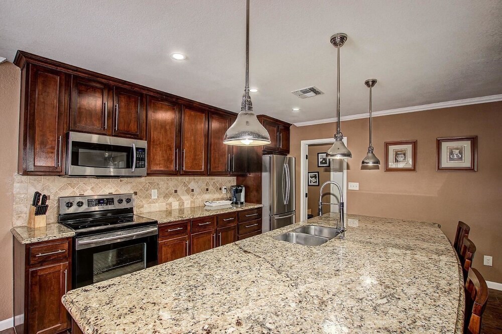 Sls Verde Luxury Estate With Free Heated Pool Spa Pool Table Muc — Phoenix