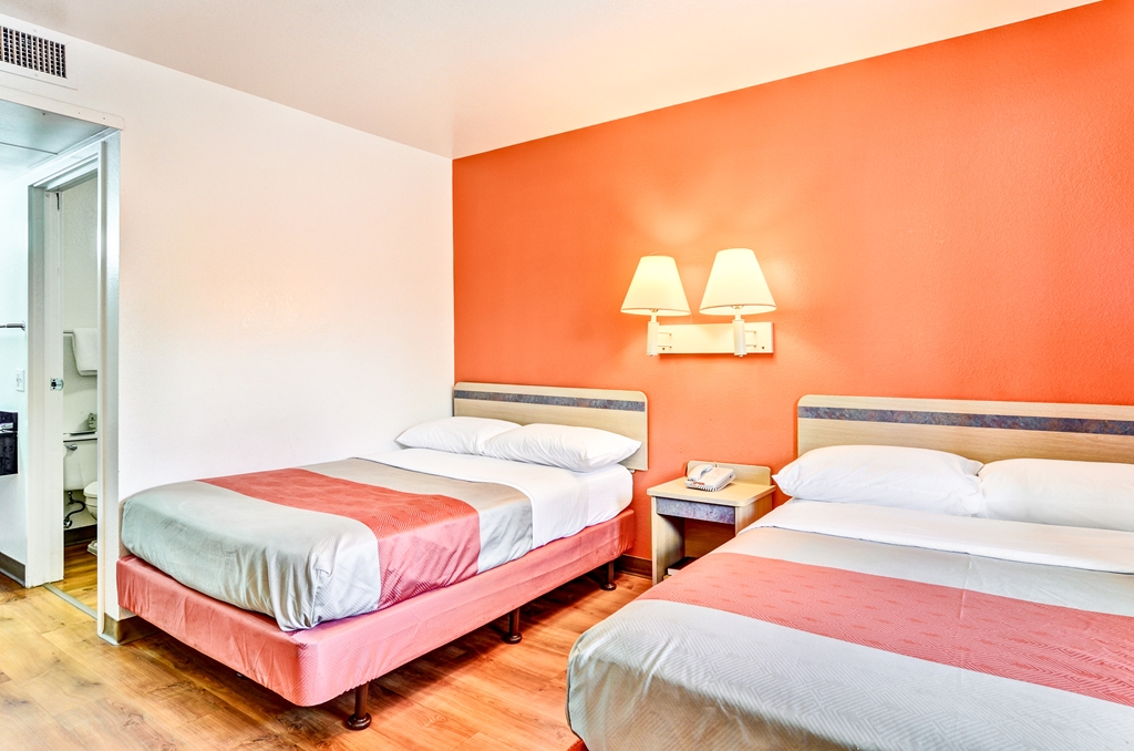 Motel 6 Pittsburgh PA Crafton - photo 15