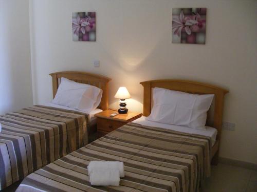 Nissi Elena Deluxe Apartments