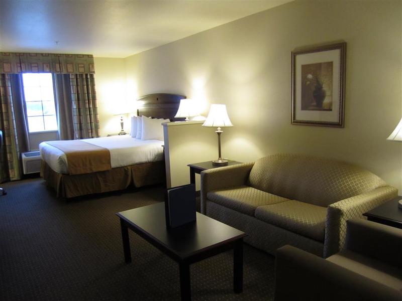 Franklin Inn & Suites - photo 29