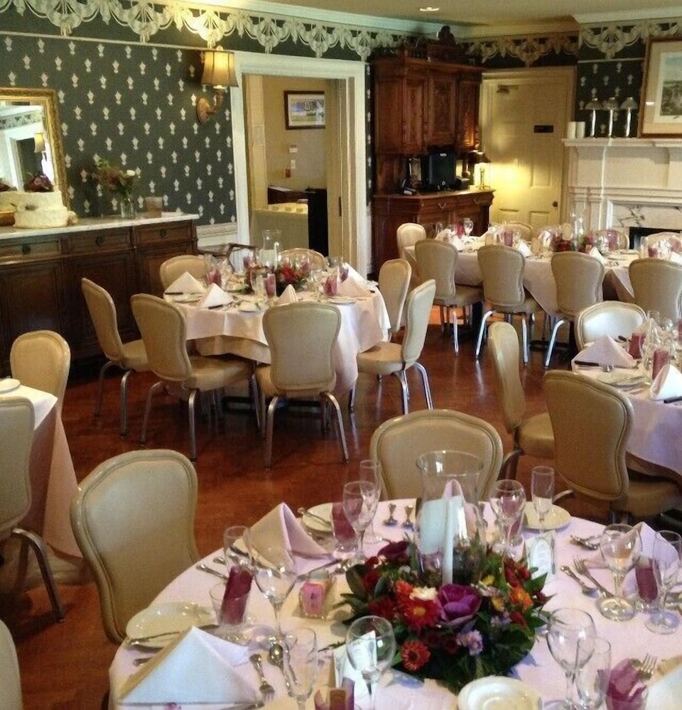 Cameron Estate Inn & Restaurant - photo 76