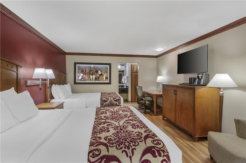 Best Western Plus Greenwell Inn - photo 20