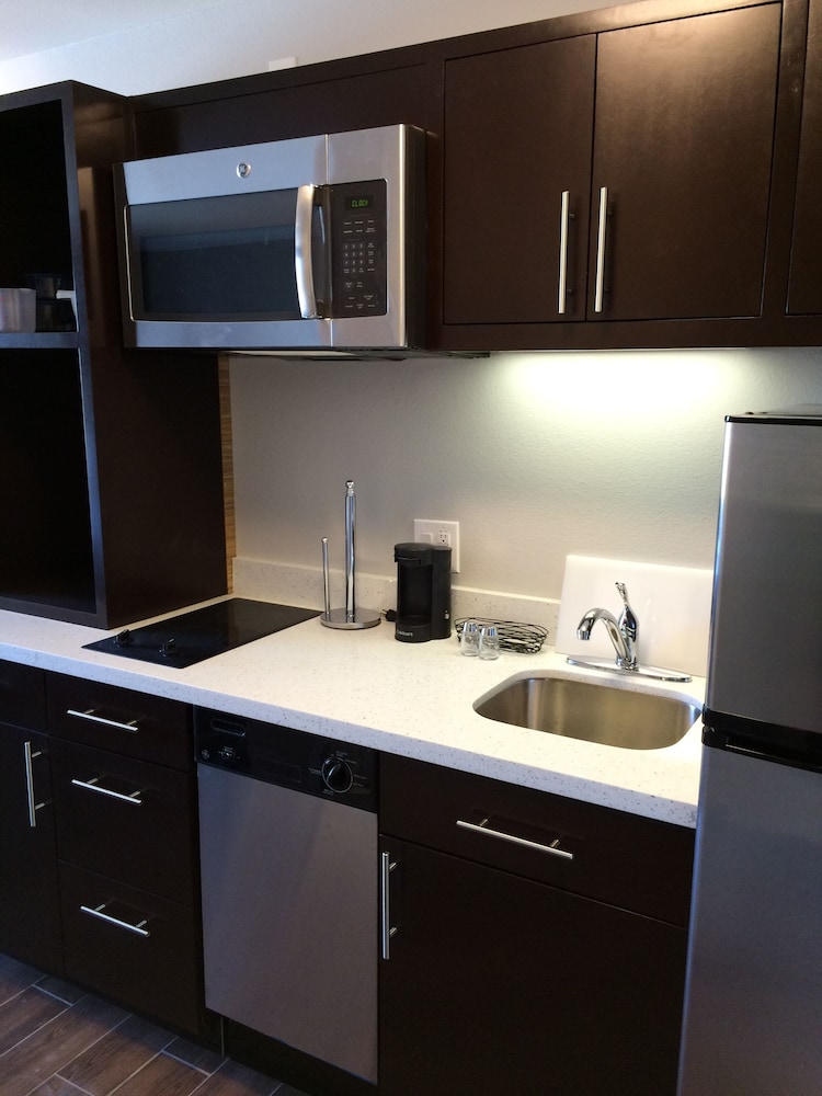 TownePlace Suites by Marriott Waco South - photo 13