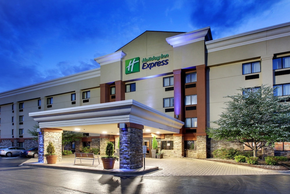 Holiday Inn Express Fort Campbell Oak Grove by IHG - photo 2