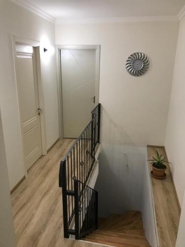 Friendly House
