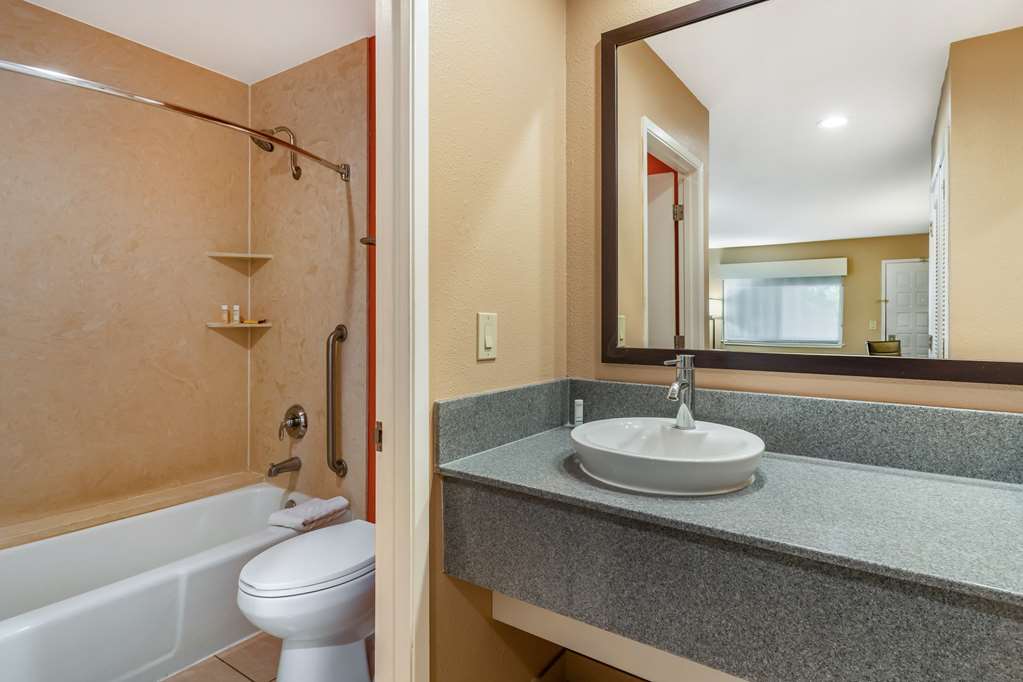 Best Western Plus Inn Scotts Valley - photo 30
