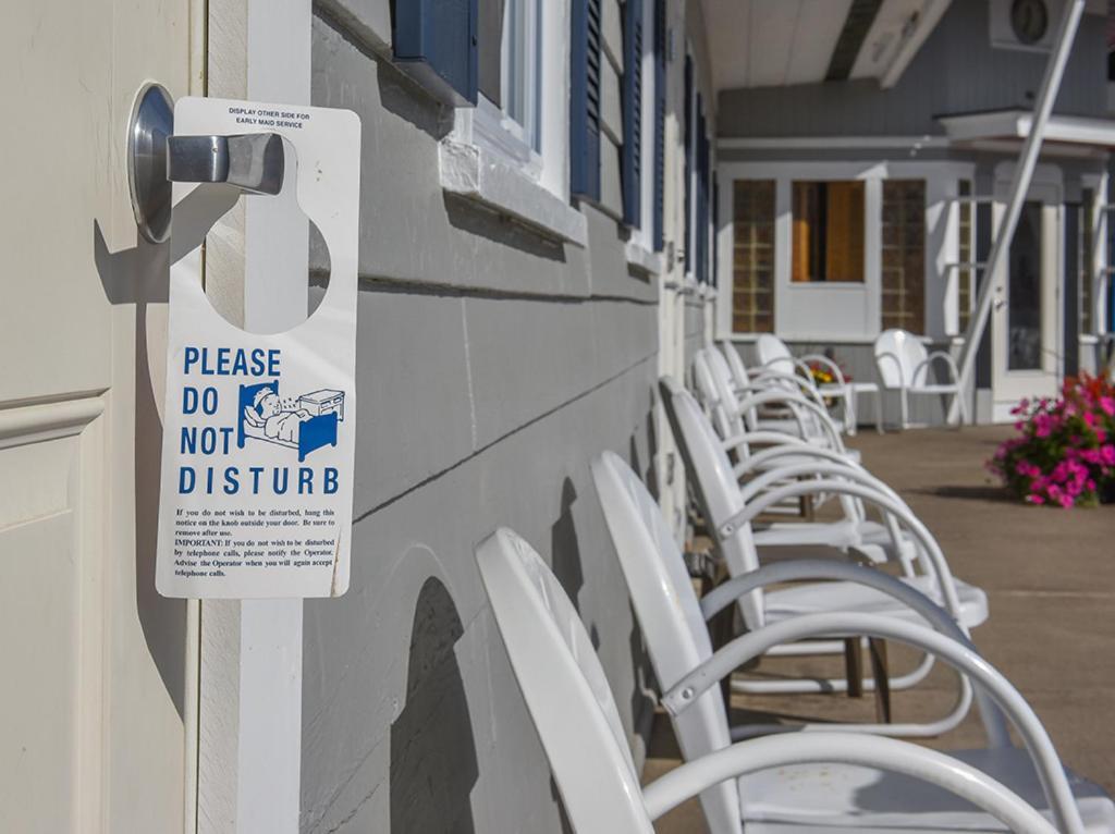 The Saco Motel - photo 9