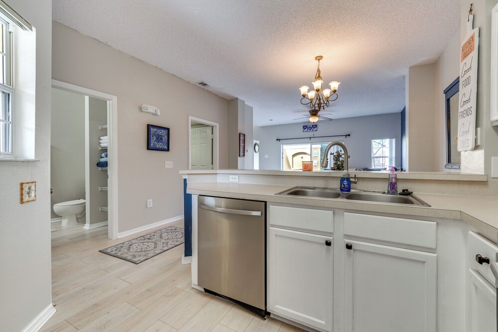 Townhome 7 Mi to Disney Parks: Resort Pool Access - photo 8