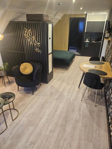B And B La Cle Lopik 21709561 — Lopik