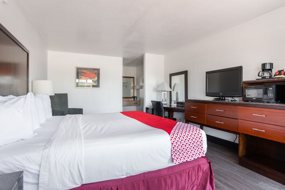 Motel 6 Mesa AZ Downtown - photo 16