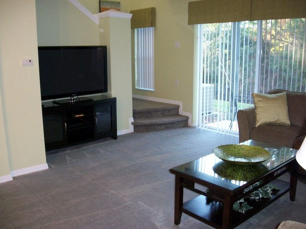 3BR 2.5BA Home in Emerald Island Resort by CV 8479 - photo 17